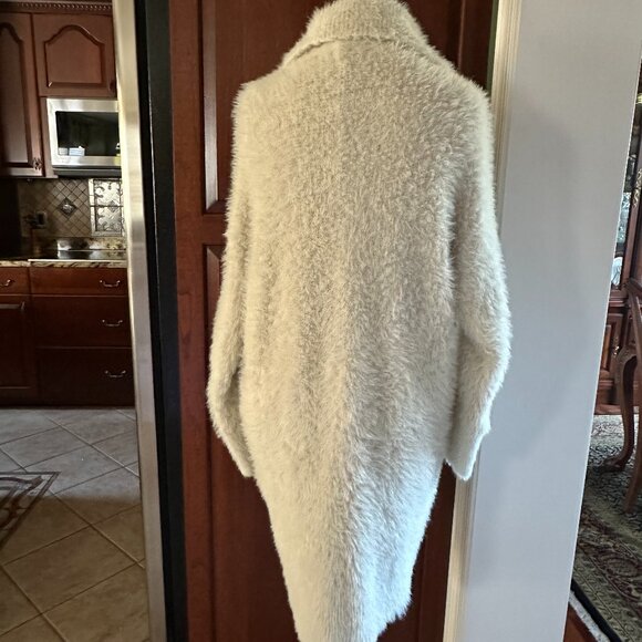 BB DAKOTA "FAUX FUR" COCOON-STYLE WOMAN'S SWEATER:PREOWNED IVORY SUPER SOFT XS - Picture 6 of 11